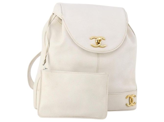 CHANEL Triple Coco Rucksack Caviar Leder White Gold CC