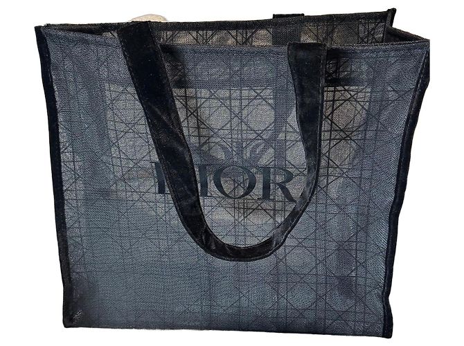 Dior Cannage Shopper aus schwarzem Samt