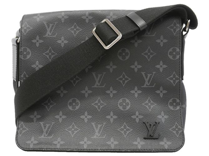 Borsa a tracolla Louis Vuitton Monogram Eclipse District PM Nero