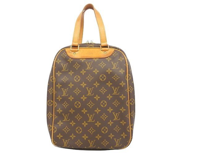 Bolsa Louis Vuitton Monogram Excursion Marrom