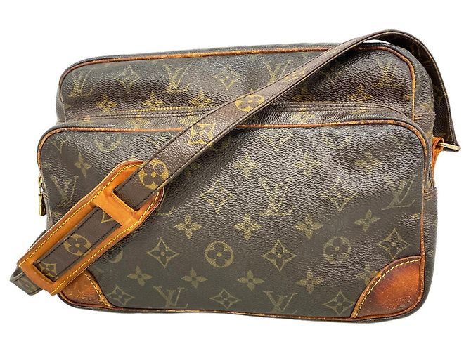 Bolso de hombro Nile Monogram Louis Vuitton Castaño