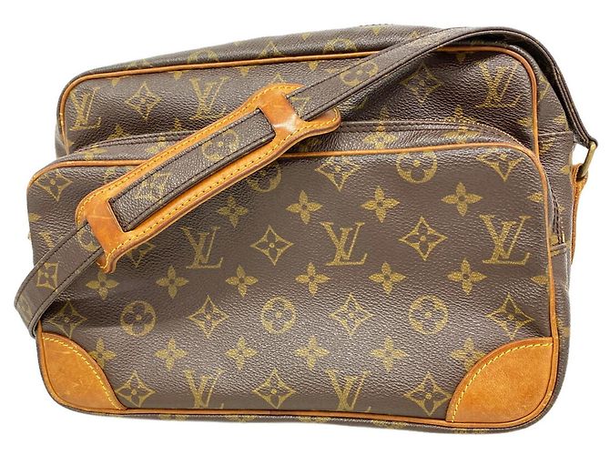 Borsa a tracolla Louis Vuitton Monogram Nile Marrone