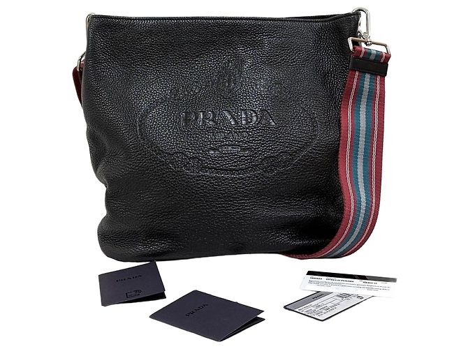 Prada Borsa a Secchiello Spalla e Crossbody in Vitello Nero