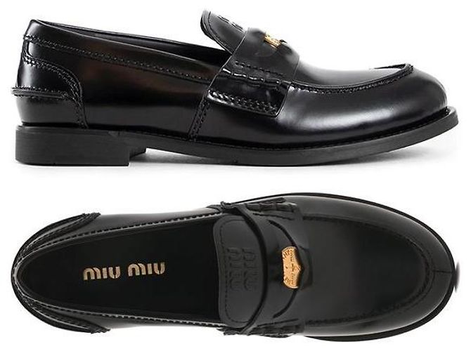 Mocassini Miu Miu in pelle nera Nero