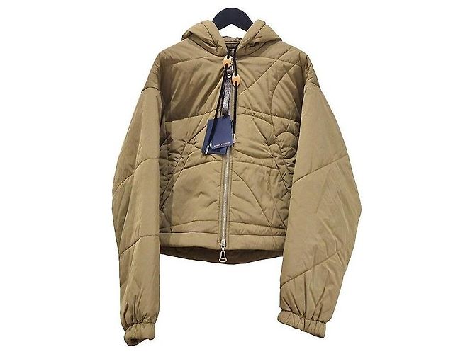 Louis Vuitton Casaco acolchoado com fecho Marrom