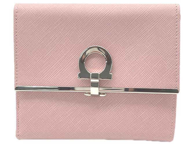 Cartera compacta Salvatore Ferragamo Gancini Bar Rosa