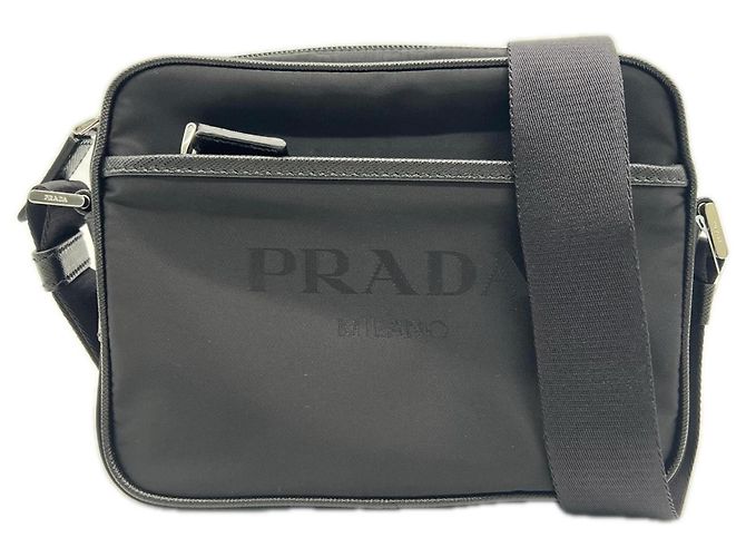 Borsa a tracolla Prada in nylon Saffiano Nero