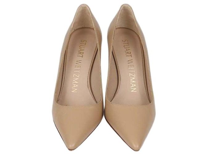 Stuart Weitzman beige Leder-Pumps mit spitzer Kappe