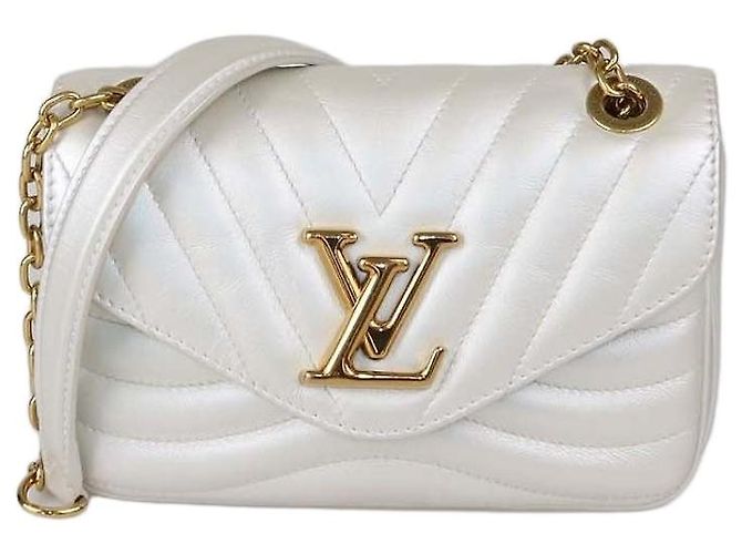 Bolsa de corrente New Wave PM em couro Pearl White Louis Vuitton