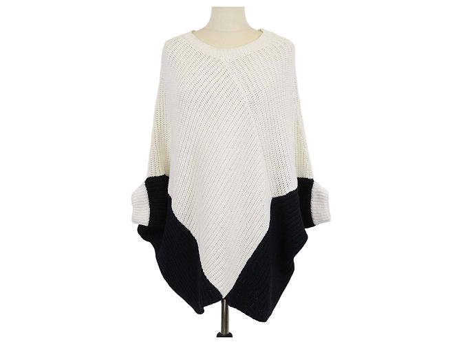 Maje Strick-Poncho Pullover Weiß/Schwarz