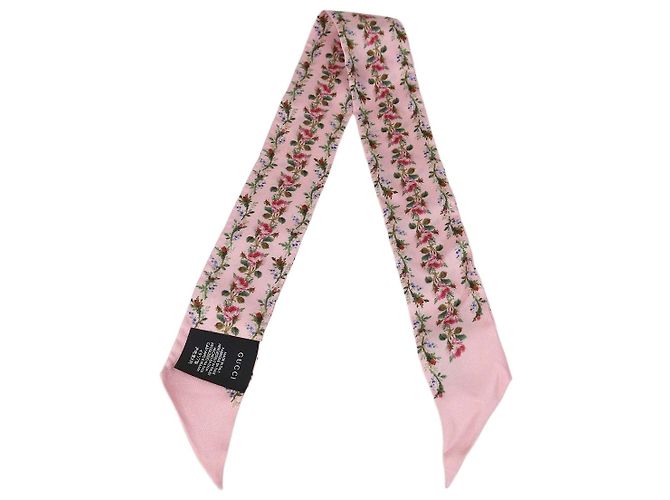 Cinta de twill de seda rosa con estampado de rosas Gucci