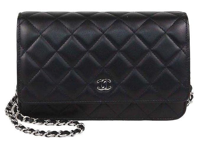Borsa WOC Chanel in pelle matelassé nera Nero