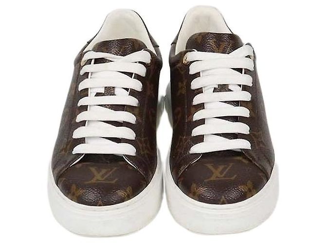 Louis Vuitton Time Out Low Top Sneaker aus Monogram Canvas Braun