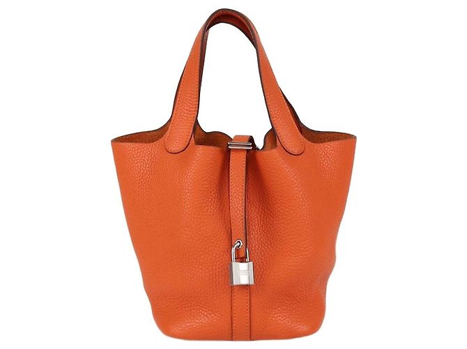 Hermès Bolsa Hermes Picotin Lock 18 em couro Orange Clemence Laranja