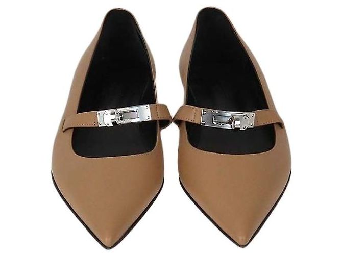 Hermès Bailarinas Pegase Kelly de cuero marrón Hermes Castaño