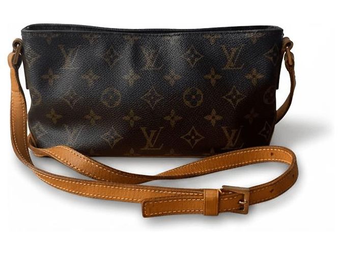 Louis Vuitton Trotteur Brown