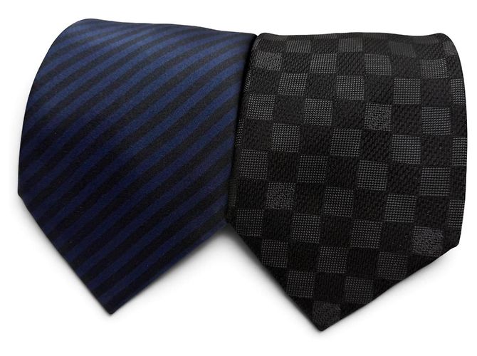 Set Cravatta in Seta Louis Vuitton in Nero e Blu Navy