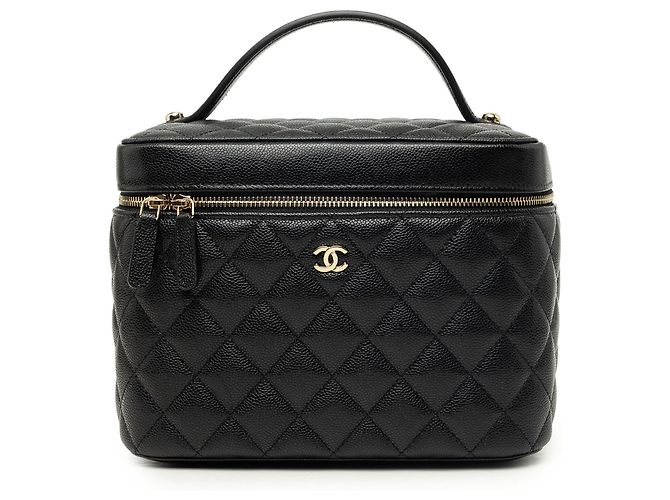 Chanel Vanity Case CC Acolchado en Cuero Caviar Negro Medium