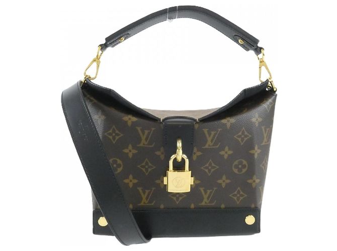 Bolsa Louis Vuitton Monogram Reverse Bento Box PM Marrom Monograma