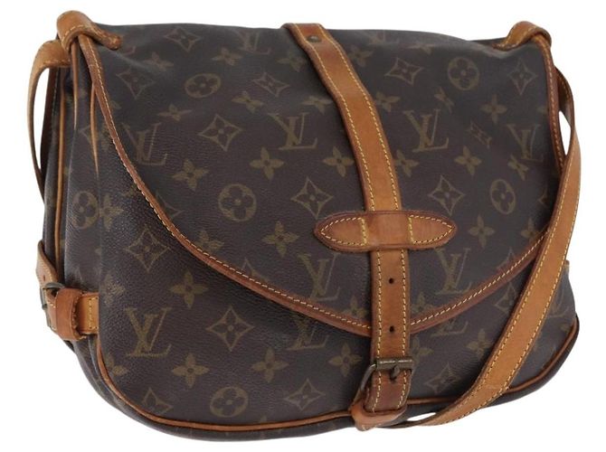 LOUIS VUITTON Monogram Saumur 30 Shoulder Bag M42256 LV