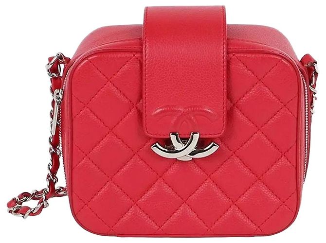 Chanel Mini Sac Camera Matelassé Red Series Rouge