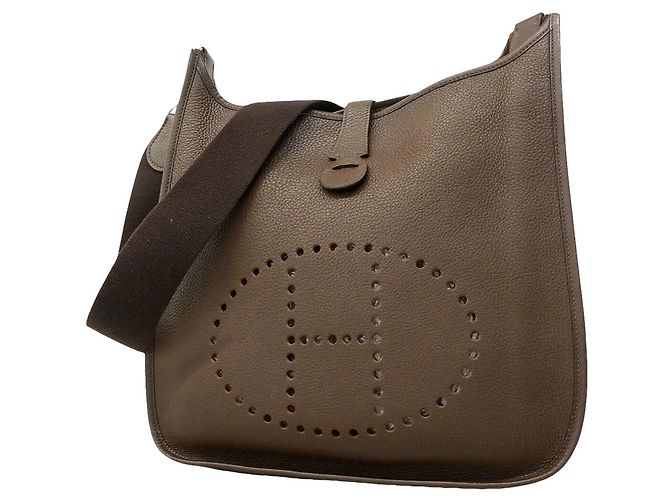 Hermès Bolsa de Ombro Hermes Evelyne 2GM Marrom