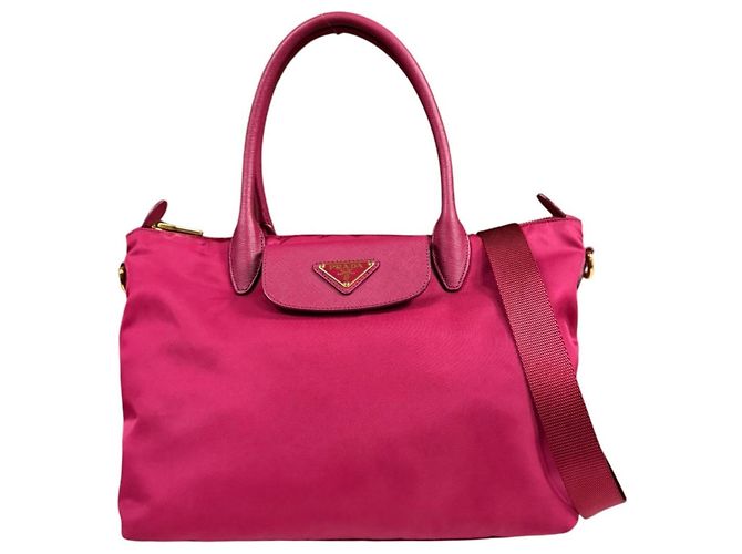 Borsa a tracolla Prada in nylon rosa