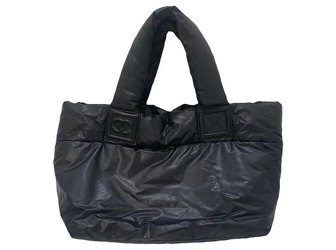Saco cabas Chanel em nylon preto