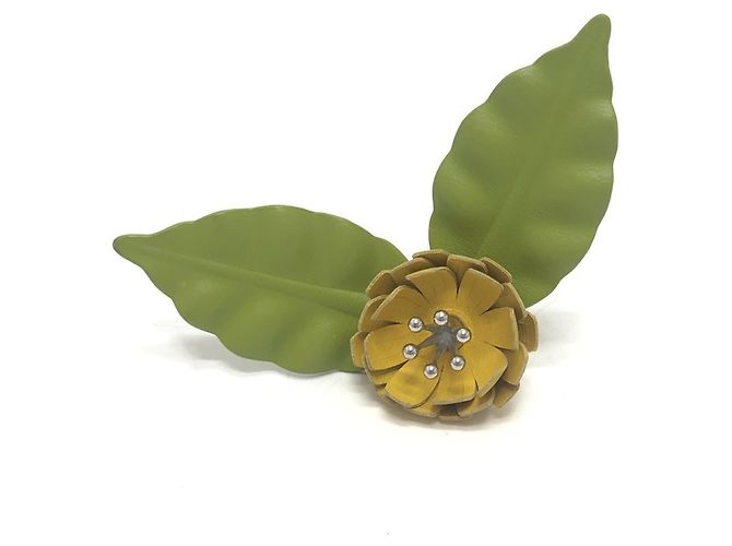 Broche épinglette fleur Loewe Printemps/Été 2026 Vert Jaune