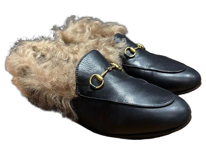 Mocassini Gucci Princetown foderati in pelliccia Nero