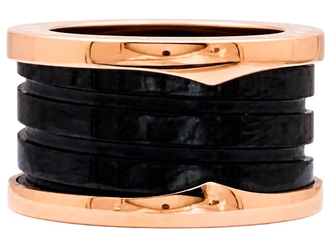 Anello Bulgari, "B.ZERO1" in oro giallo e ceramica nera.