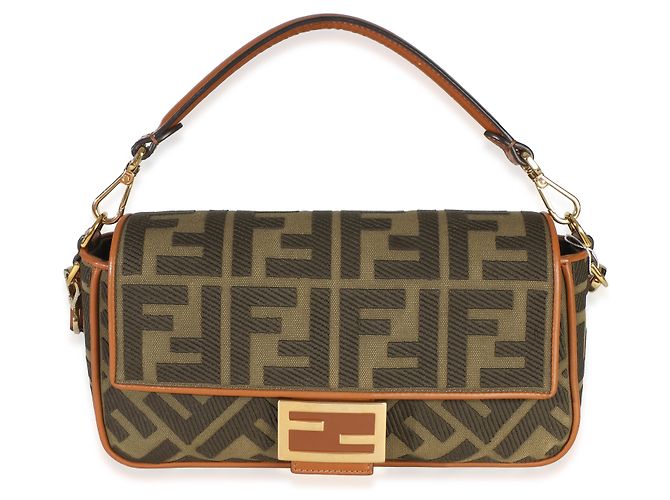 Bolsa Medium Baguette Fendi em lona com bordado FF Verde e Tan Marrom