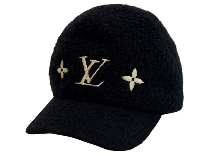 Louis Vuitton Woolgram Flight Mode Fur Cap Black