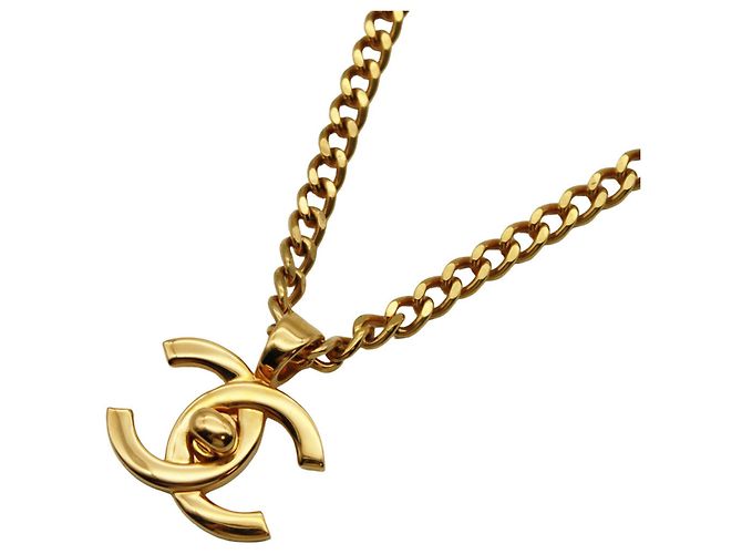 Timeless Collana Turnlock Chanel D'oro