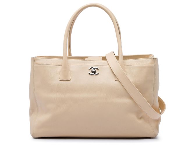 Borsa Tote Chanel Executive Cerf Medium in vitello marrone Beige