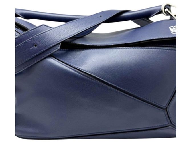 Bolsa Puzzle Loewe em couro azul marinho