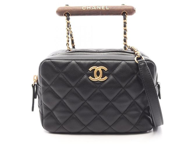 Borsa Mini Bowling Chanel Matelassé Nero