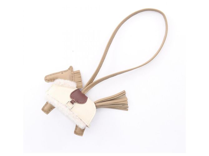 Hermès Hermes Rodeo PM Handbag Charm Braun Beige Roh