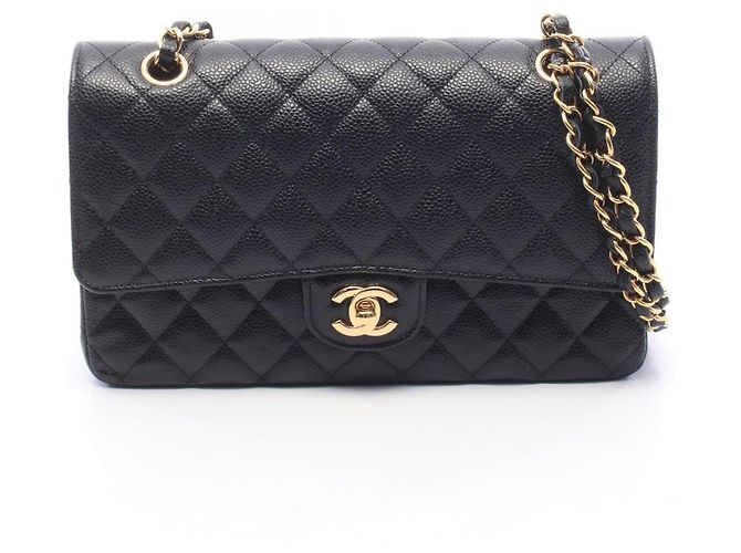 Borsa a tracolla Chanel Matelassé Double Flap Nero