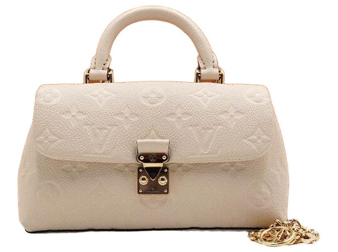 Louis Vuitton mala Nano Madeleine Top Handle Tote e mala tiracolo com corrente dourada em Monogram Empreinte Cream Branco