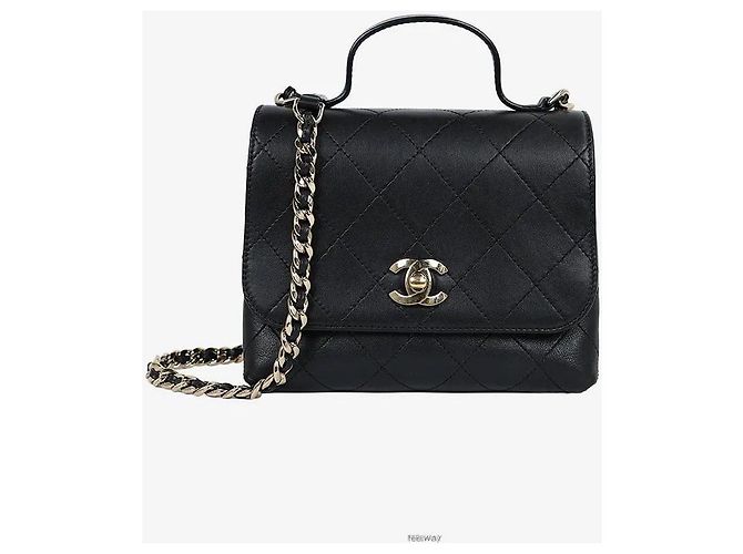 Chanel Mini Série com Alça Superior e Aba Matelassé Quilted Preto