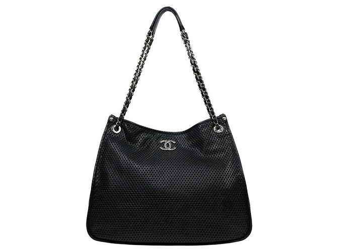 Chanel Borsa a tracolla CC traforata nera Nero