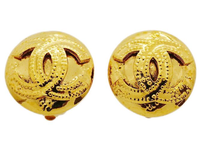 Pendientes de clip Chanel chapados en oro Dorado