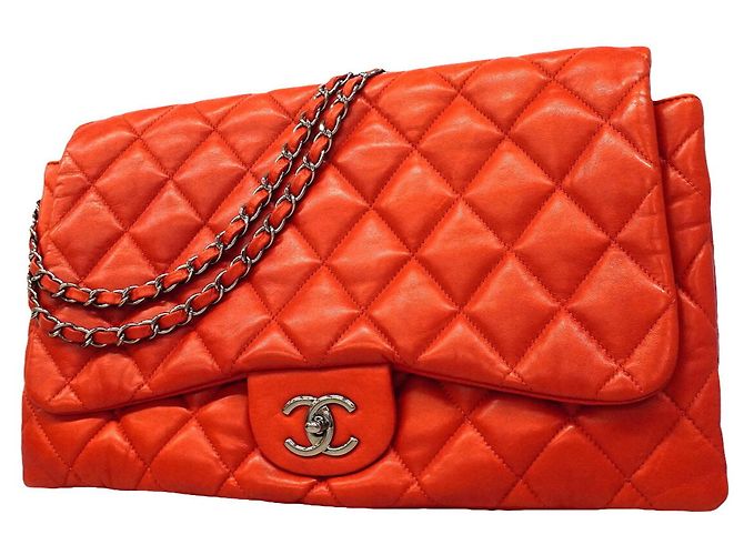 Borsa a tracolla Chanel Matelassé Rosso