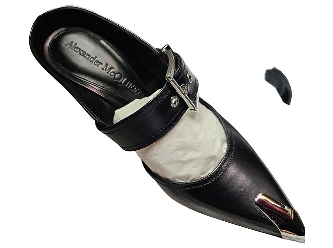 Mules in pelle nera Alexander McQueen Nero