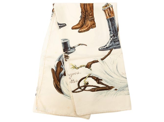 Hermès A Propos De Bottes Seidentuch Weiß 90