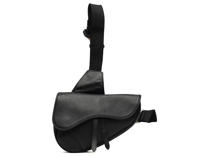 Bolsa Saddle Dior em pele de vitelo grão preto
