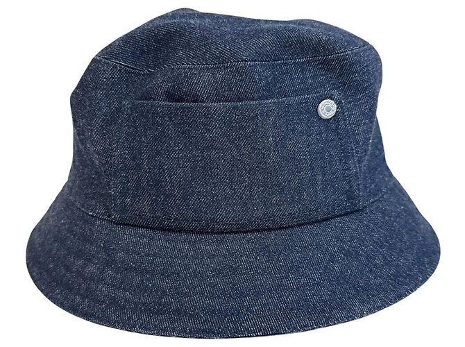 Hermès Hermes Elena Sellier Button Hat Navy blue