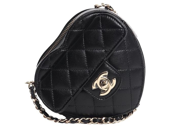 Chanel Borsa a cuore 2021 in pelle di agnello nera Nero
