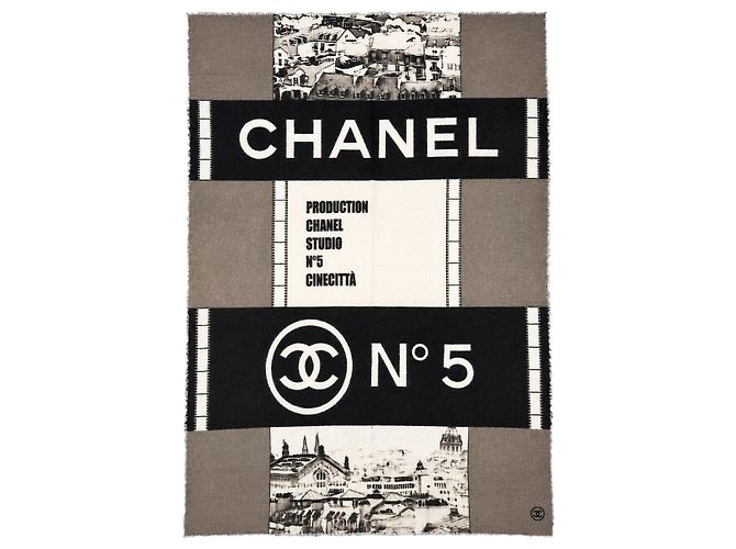 Chanel Sciarpa Grey N°5 Grigio